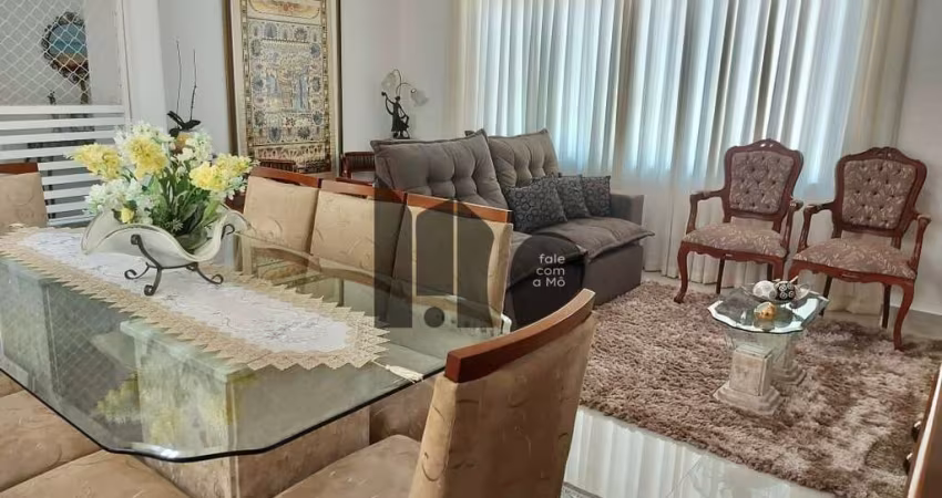SOBRADO BAIRRO SANTA TEREZINHA COM 3 SUÍTES E 6 VAGAS