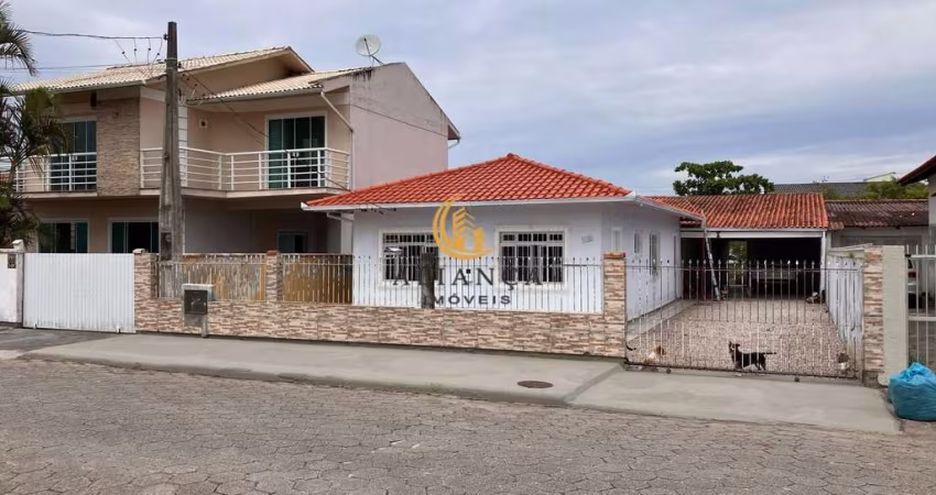Casa em Praia João Rosa, Biguaçu/SC