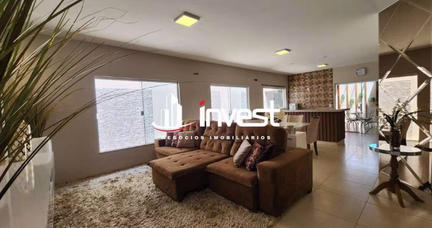 Casa com finíssimo acabamento três dormitórios sendo uma suíte condicionado Estância dos Ipês