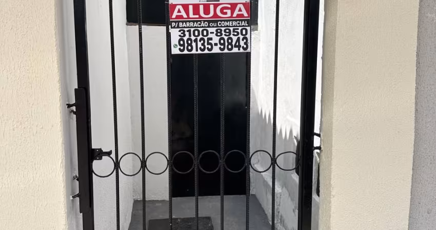 Aluga-se barracão residencial/comercial - Setor Campinas - Goiânia/Go