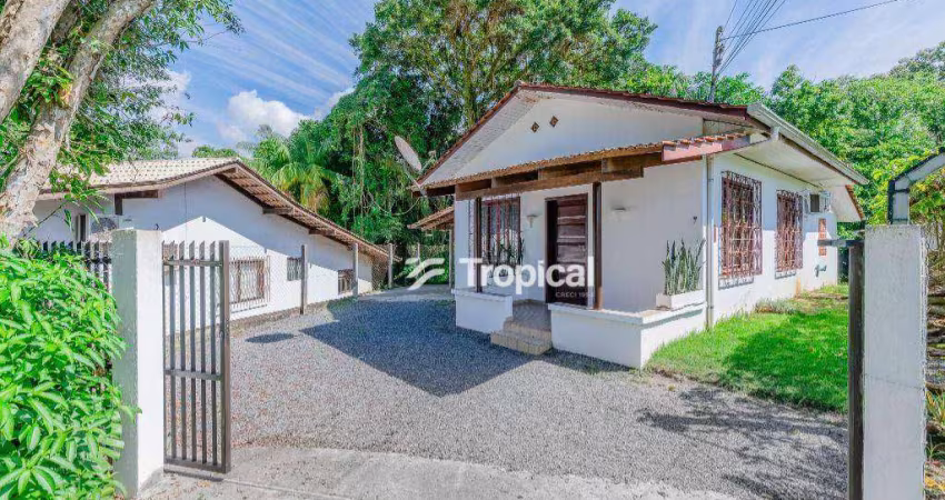 Casa com 2 dormitórios para alugar, 90 m² por R$ 2.000,00/mês - Velha - Blumenau/SC