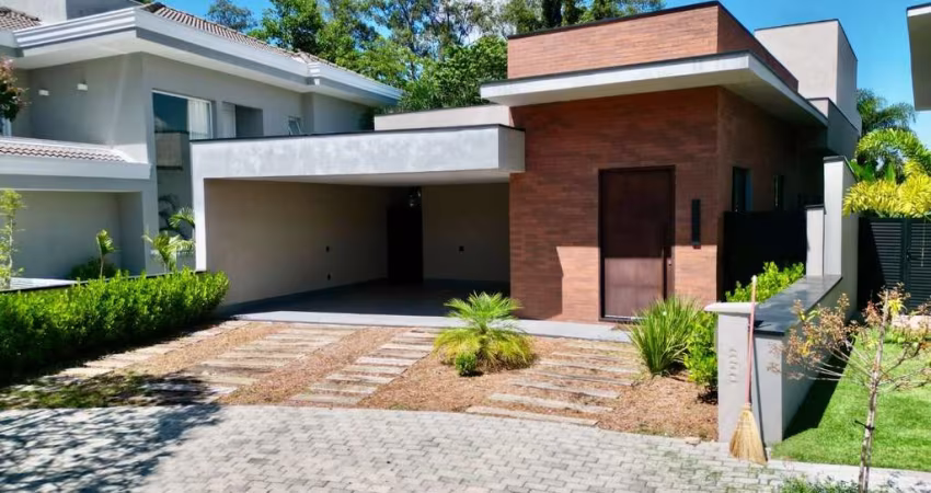 Casa com 4 dormitórios à venda, 420 m² por R$ 4.190.000 - Condomínio Canto Del Bosco - Valinhos