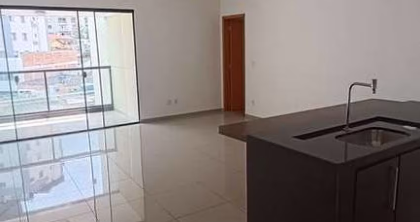 Apartamento com 3 Quarto(s) e 2 banheiro(s) para Alugar, 116 m² por R$ 2640 / Mês
