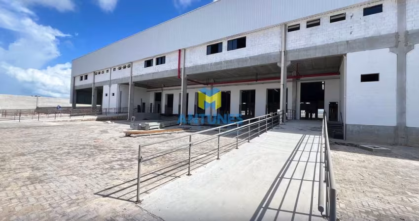 Alugue galpão em condomínio de 952m² com 3 docas, em Prazeres na BR-101