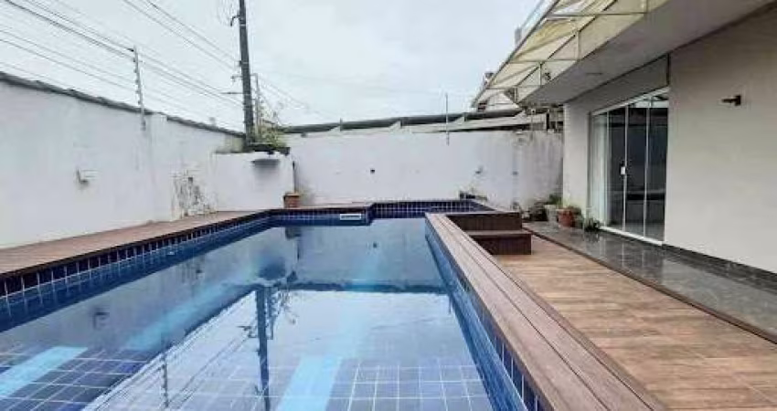 Sobrado com 4 dormitórios à venda, 131 m² por R$ 1.200.000,00 - Guaiuba - Guarujá/SP