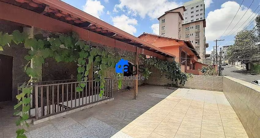 Casa com 8 quartos à venda na Rua São Lázaro, 398, Sagrada Família, Belo Horizonte