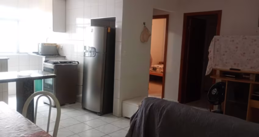 Apartamento em Mongaguá 02 dormitórios