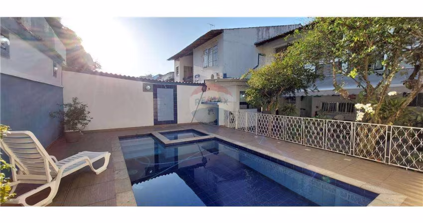 Magnífica Casa à Venda no Coração do Rio