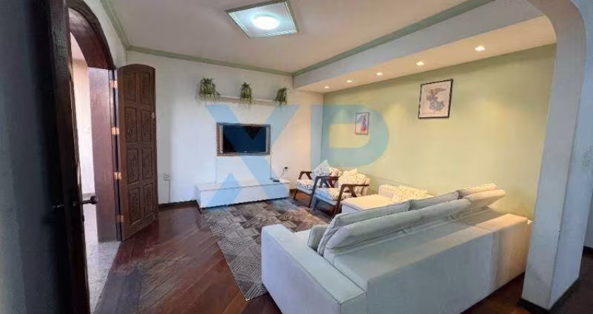 CASA RESIDENCIAL C/ 3 PAVIMENTOS A VENDA NO BAIRRO SÃO SEBASTIÃO EM DIVINÓPOLIS-MG