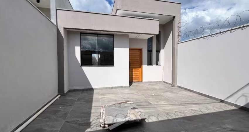 CASA MODERNA NOVA NA REGIAO DO BAIRRO FABIO NOTINI EM DIVINOPOLIS MG