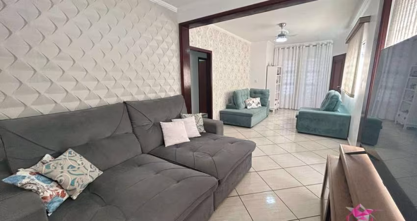 Casa com 3 dormitórios à venda, 205 m² por R$ 750.000 - Cidade Jardim - Leme/SP