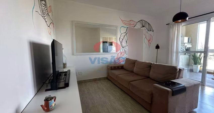 Apartamento mobiliado com 3 dormitórios