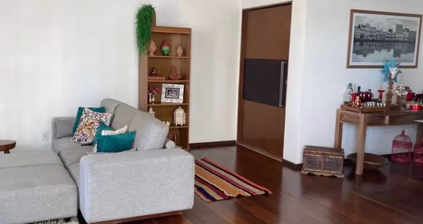 APARTAMENTO EM PIEDADE