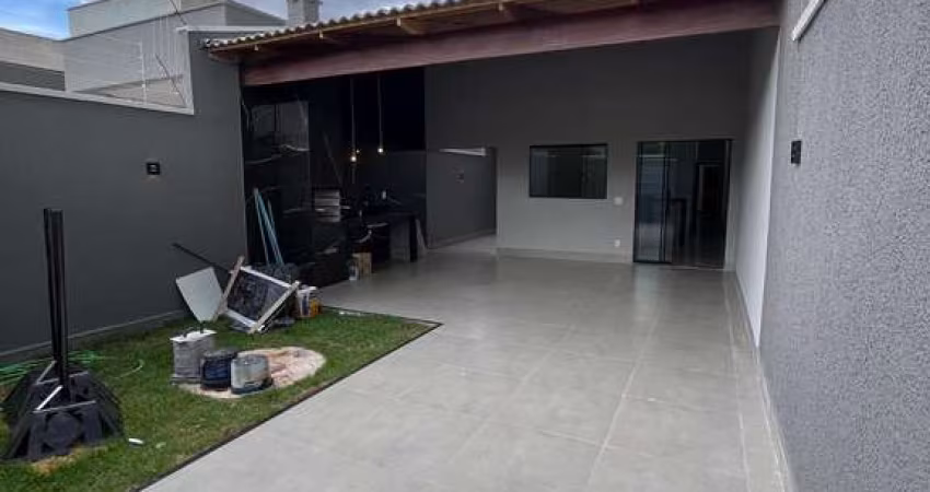 Casa à venda no bairro Jardim das Hortências - Aparecida de Goiânia/GO