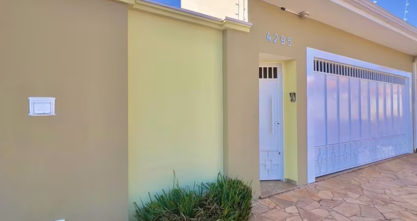 LINDA CASA PARCELADA