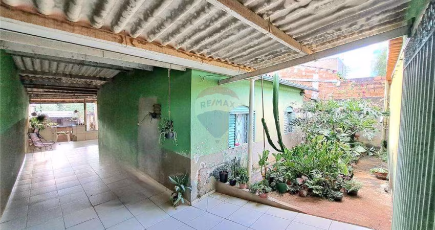CASA E BARRACÃO- BAIRRO NOVO JUNDIAÍ
