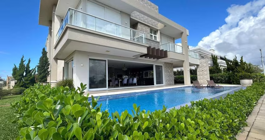 Casa em Condomínio Mobiliada e Decorada em Atlântida Sul, Osório - Condomínio Lagoa do Passo
