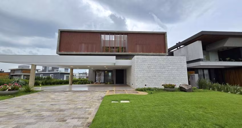 Casa em Condomínio Mobiliada e Decorada em Capão Novo - Condomínio Costa Serena