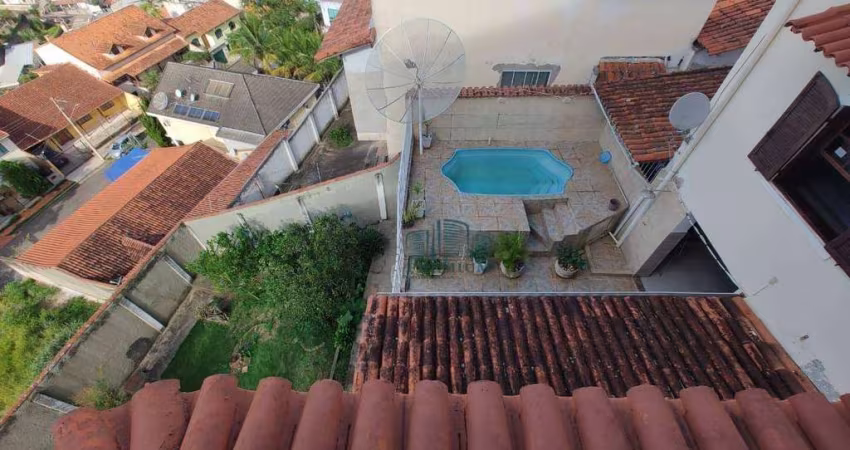Casa com 4 quartos à venda, 330 m² por R$ 950.000 - Bom Clima - Juiz de Fora/MG