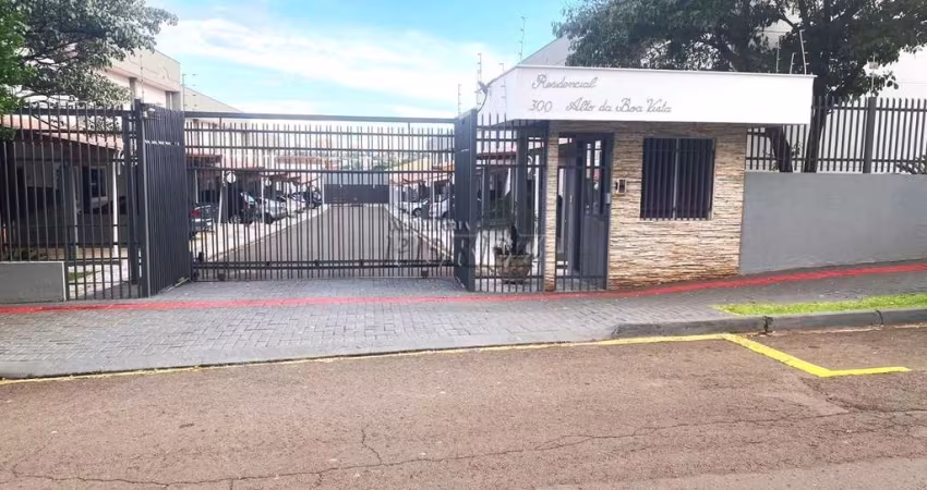 Casa em condomínio fechado com 3 quartos para alugar na Rua Florindo Salvador, --, Conjunto Habitacional Santiago II, Londrina