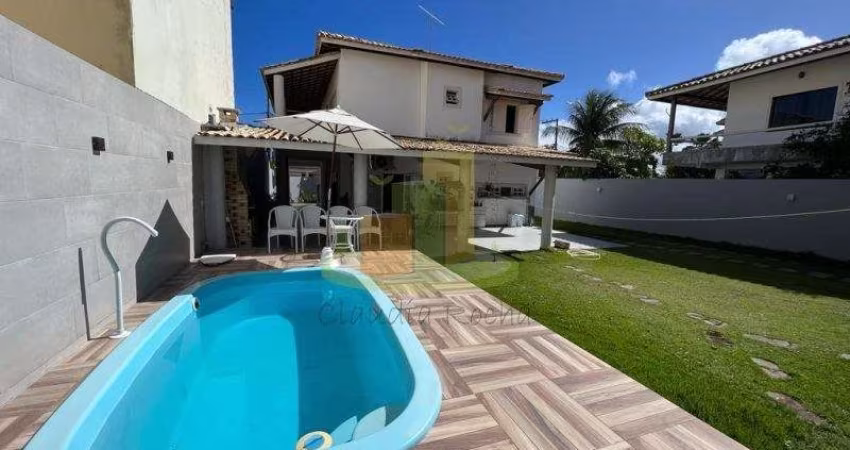 Mega maravilhosa casa em condomínio fechado com piscina privativa