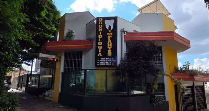 Sobrado comercial de esquina a venda