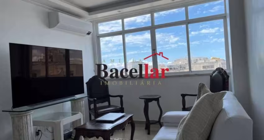 Apartamento com 3 quartos à venda na Rua Pompeu Loureiro, Copacabana, Rio de Janeiro