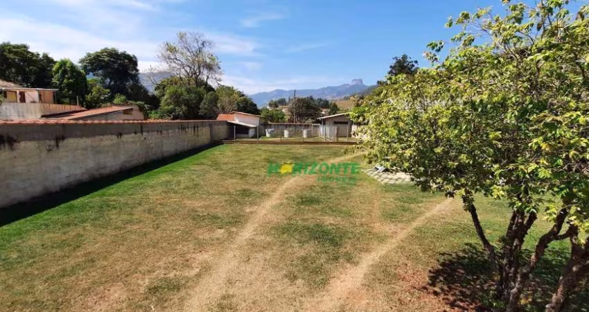 Casa à venda, 198 m² por R$ 2.600.000,00 - Centro - São Bento do Sapucaí/SP
