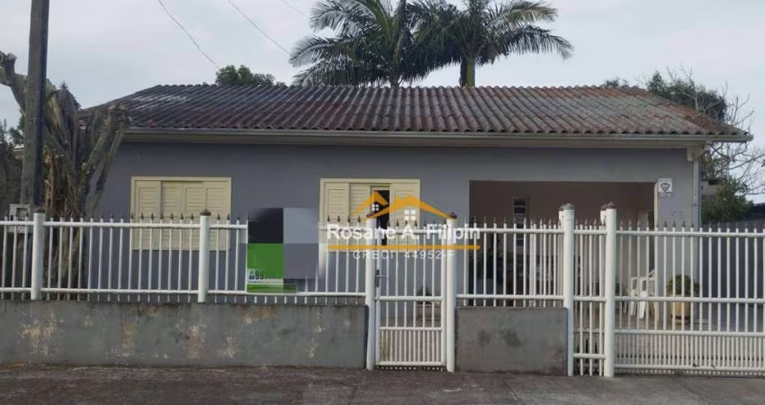 Casa com 3 dormitórios à venda, 180 m² por R$ 430.000,00 - Centro - Balneário Arroio do Silva/SC