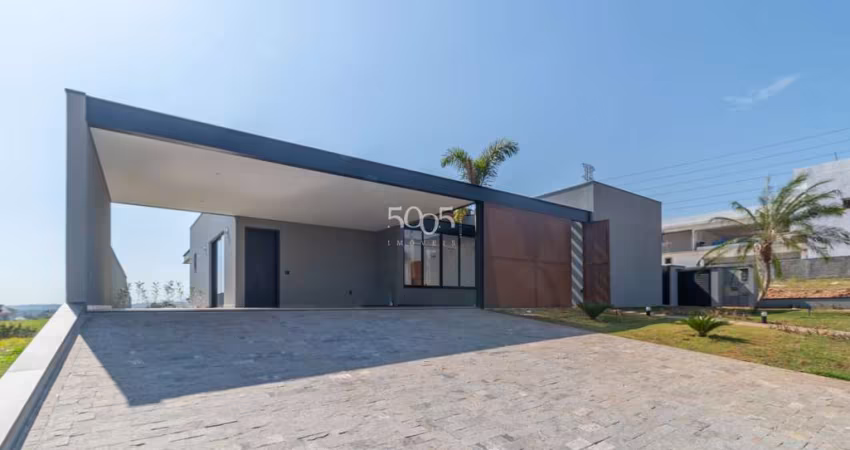 Linda casa, em construção, à venda no Campos de Santo Antônio II em Itu! Sua previsão de entrega é para fevereiro de 2023.
