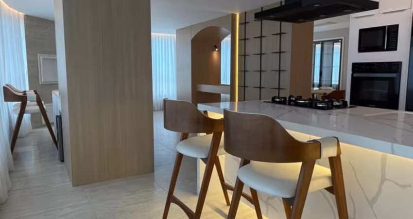 Apartamento na Barra Sul Com 5 Vagas