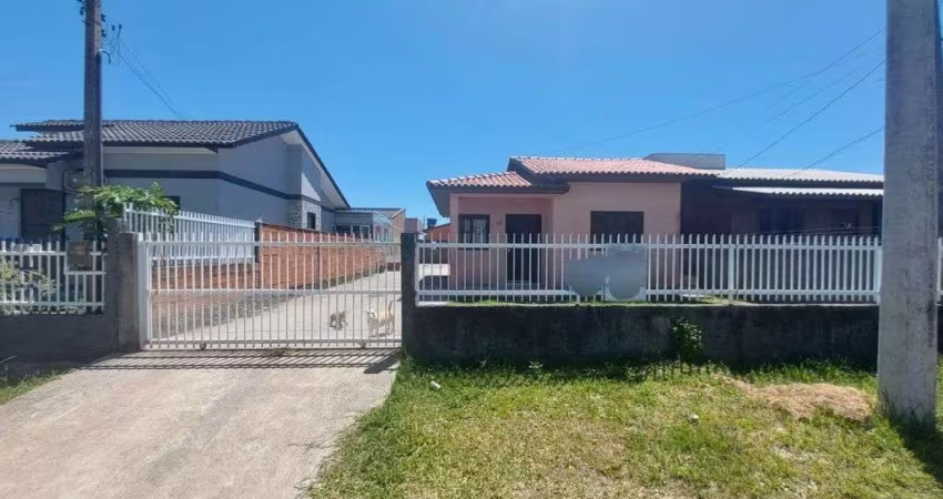 ÓTIMA OPORTUNIDADE CASA  À VENDA EM BALNEÁRIO ARROIO DO SILVA 