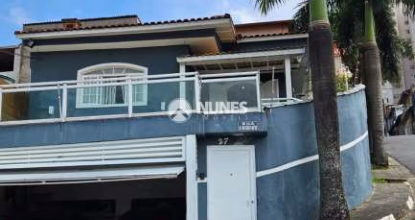 Excelente sobrado bem localizado *Aceita financiamento*