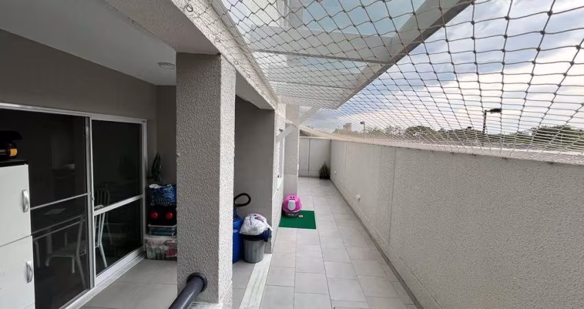 Apartamento Espaçoso com Quintal
