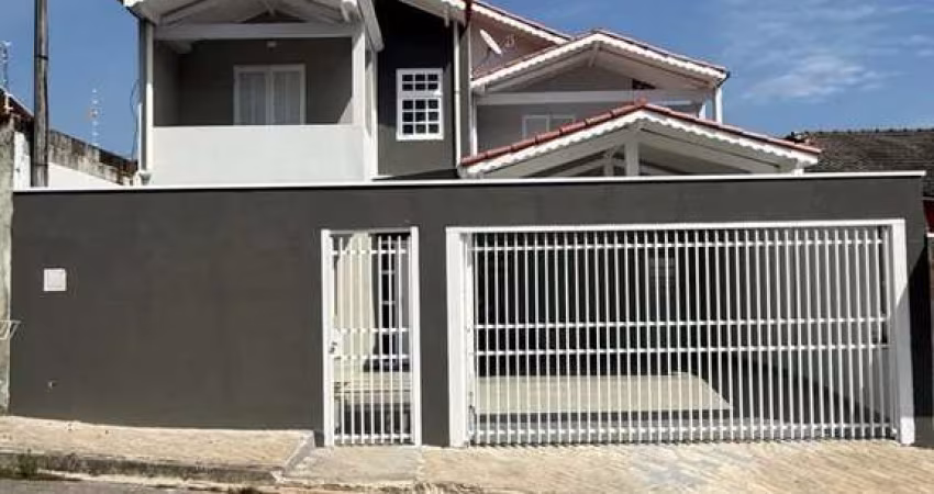 Sobrado 3 dormitórios 1 suíte 285 m² AC Alto Santana Jacareí SP 4 vagas