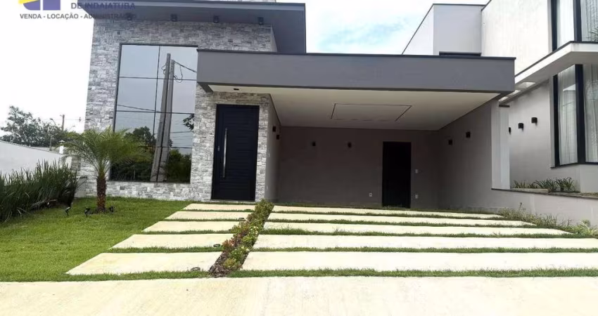 Casa Térrea em Condomínio Fechado, Alto Padrão, 03 suítes, área gourmet, piscina.