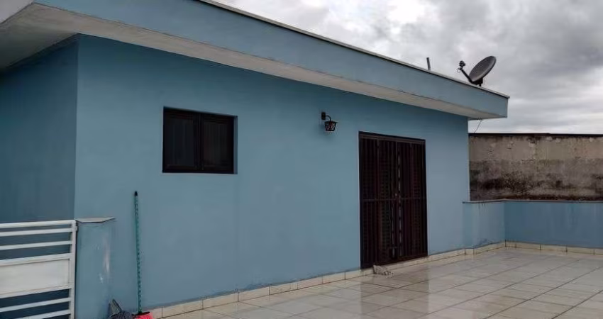 Sobrado para venda possui 230 metros quadrados com 4 quartos em Jardim Guanabara - São Paulo - SP