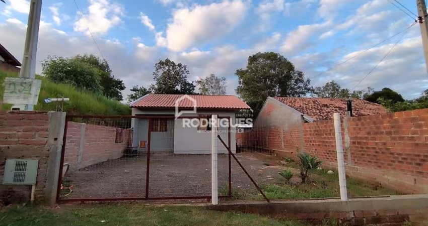 Casa com 3 quartos para alugar na Rua Rheno Fauth, 251, Jardim Luciana, São Leopoldo