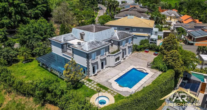 Casa de Luxo em Alphaville Residencial! 1500m², 15 vagas, 4 suítes.