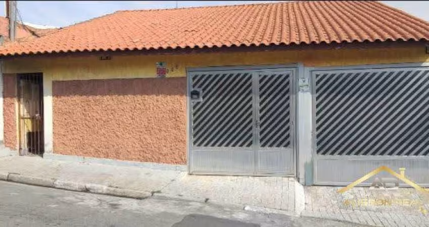 Casa Térrea com 3 Dorms. e 1 Suíte, 250m² - Jaguaribe - Osasco.
