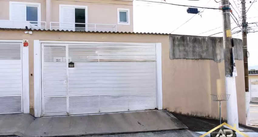Sobrado sendo 2 Suítes, 3 Vagas no Jd Cipava em Osasco.