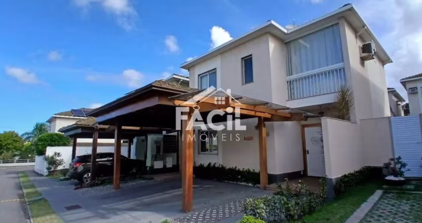 Casa de Condomínio em Colina de Laranjeiras  -  Serra