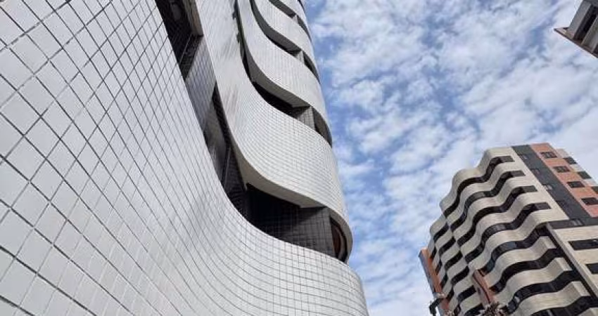 Edifício Piazza San Marco - Apartamento com 125m² em Ponta Verde