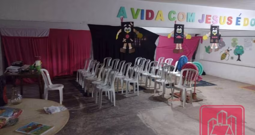 Prédio para alugar, 350 m² por R$ 7.700,00/mês - Taboão - Diadema/SP
