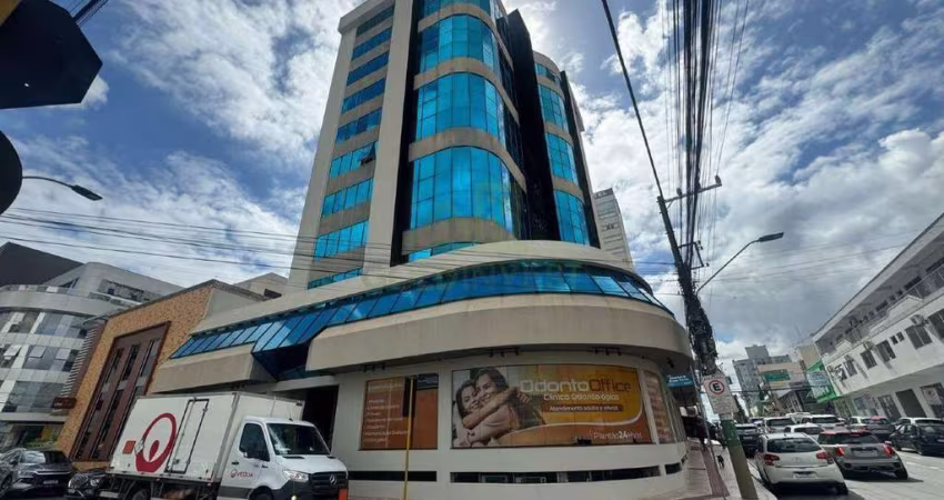 Sala comercial com 20m² no Centro de Brusque!!!