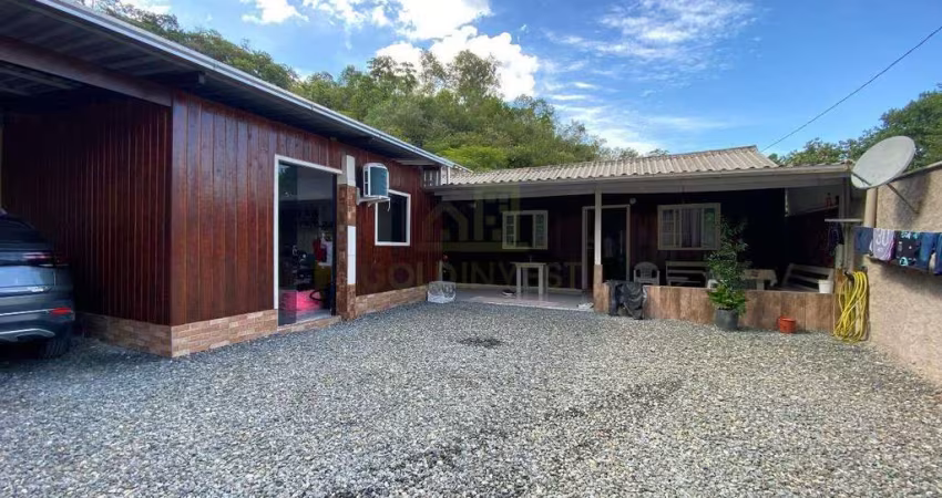 Casa com 3 dormitórios na Guabiruba!!