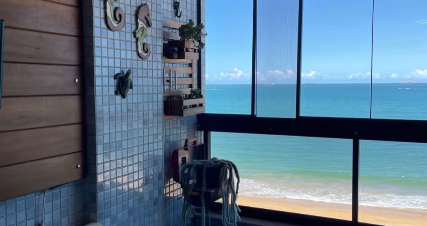 Lindo apartamento, 130m2, 03 quartos(01 suite), frente mar, lazer, aceita AirBnb.