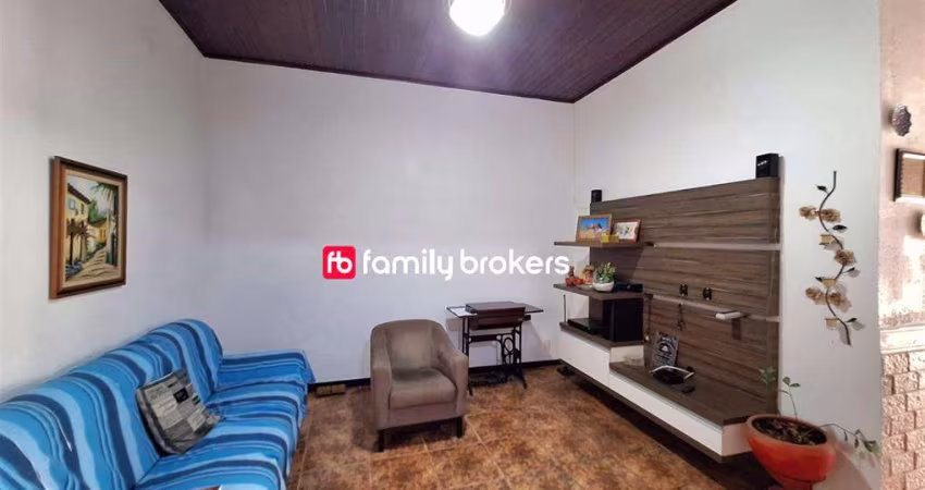 CONFORTÁVEL CASA COM 144M² | 4 QUARTOS | TERRAÇO - VILA ISABEL.