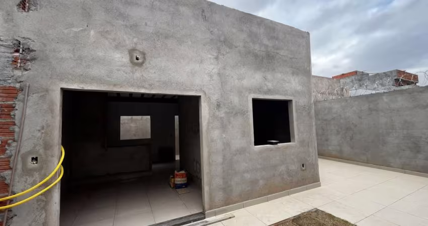 Casa para Venda em Montes Claros, Delfino Magalhaes, 2 dormitórios, 1 banheiro, 2 vagas