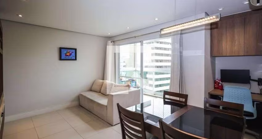 Apartamento à Venda - Aclimação, 2 Quartos,  80 m2